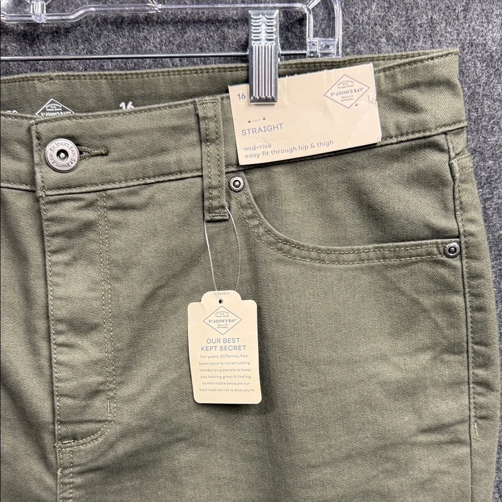St. John Collection Olive Flare Jeans